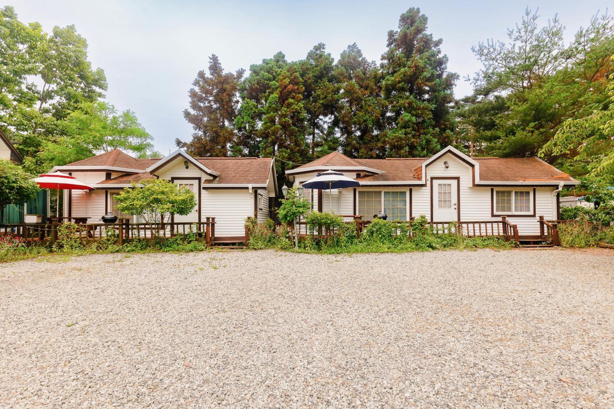 Taean Anmyeondo Mabupisung Pension Exterior photo